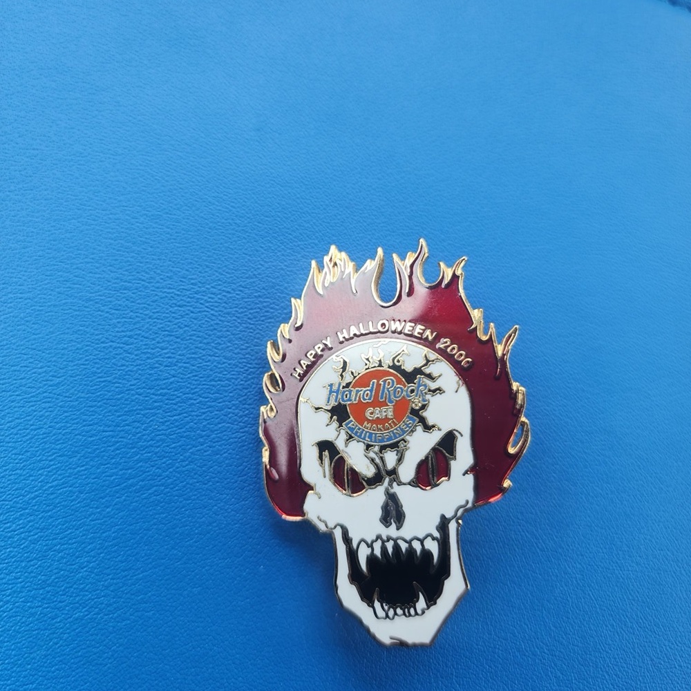 Hard Rock Cafe Halloween Skull Pin 2009